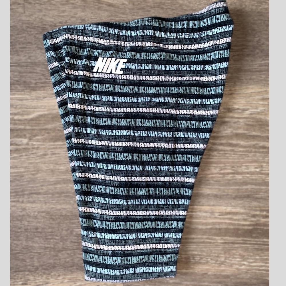 Nike | Blue/Green Striped Leggings • Size Small